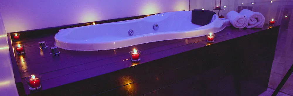 Forrest Hotel & Spa 푸에블라