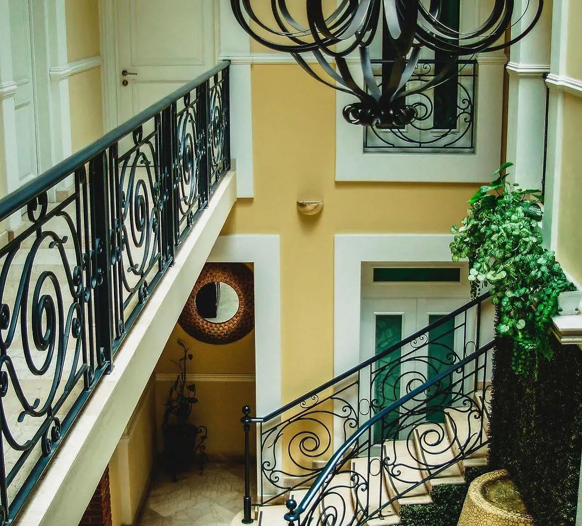 Forrest Hotel & Spa 푸에블라